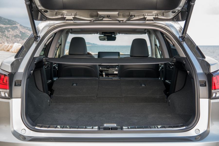 Багажник Lexus RX450h 2019 года  (WW) (фото 70 из 97)